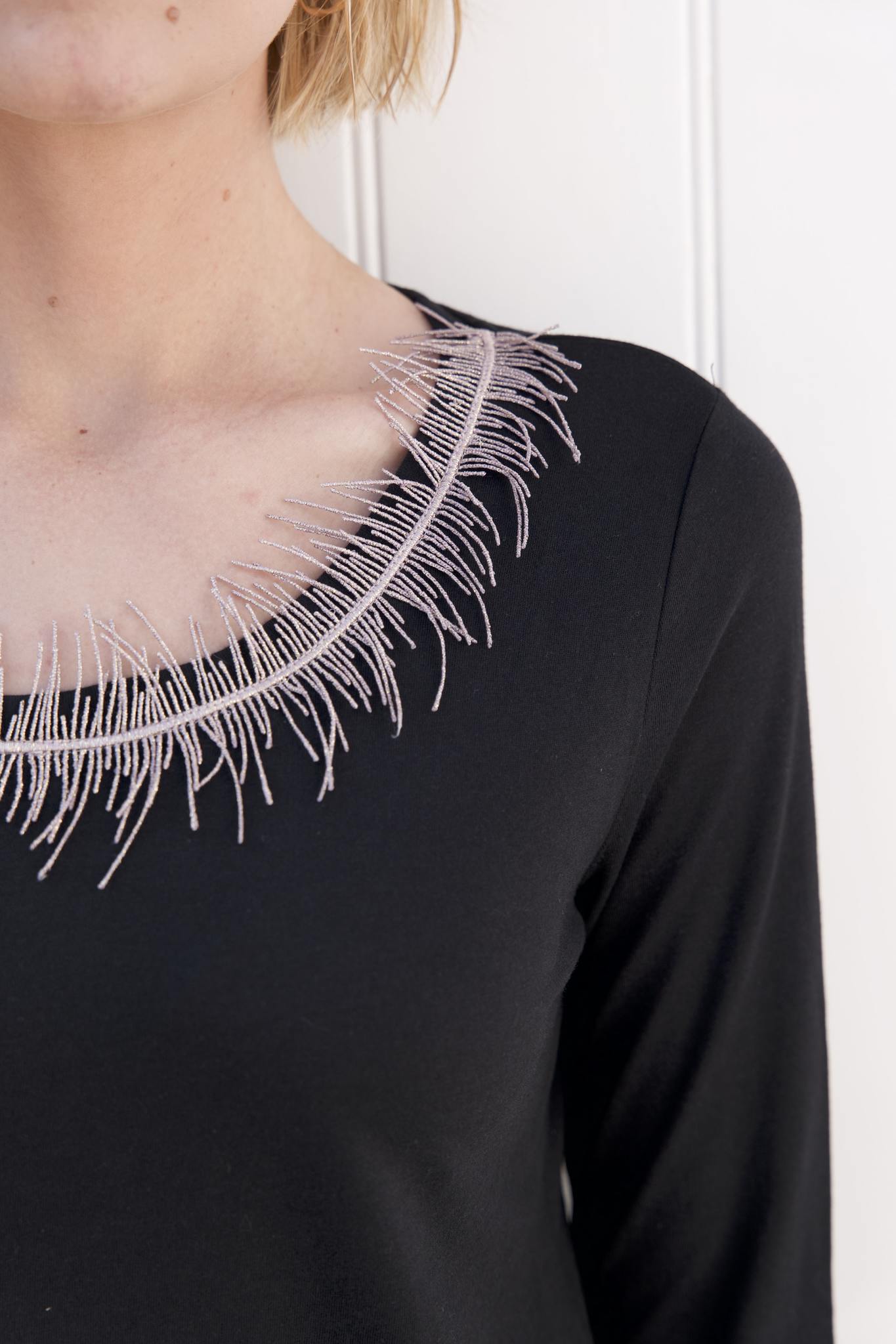 Long Sleeved T-shirt Black - Taupe